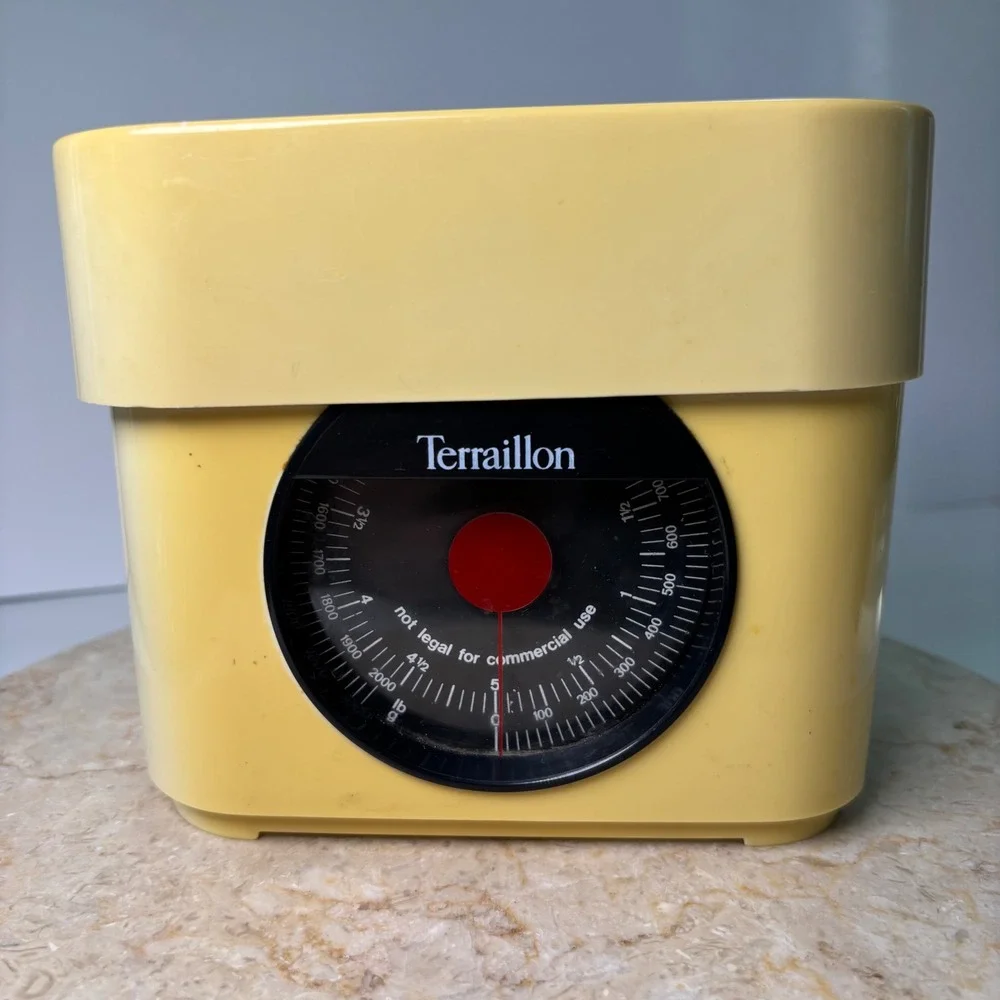Terraillon Kitchen Scale Yellow Vintage French MCM Analog 2000g 4.5lb Plastic
